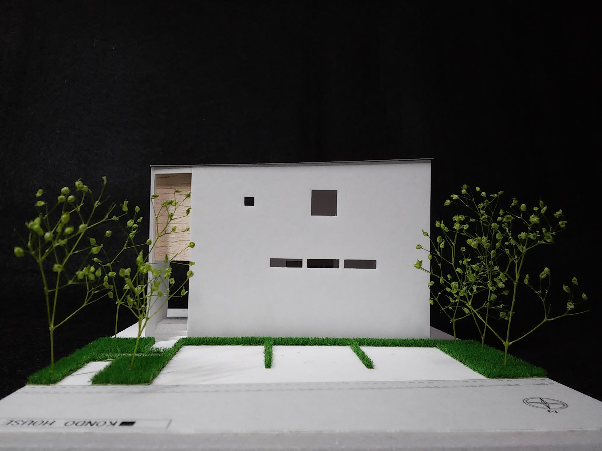 KH HOUSE