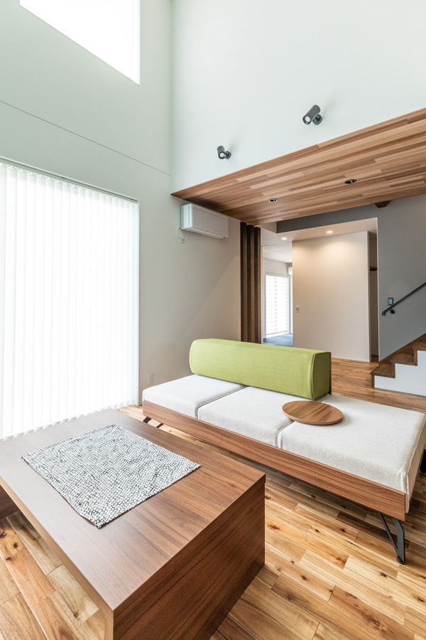 O_HOUSE05