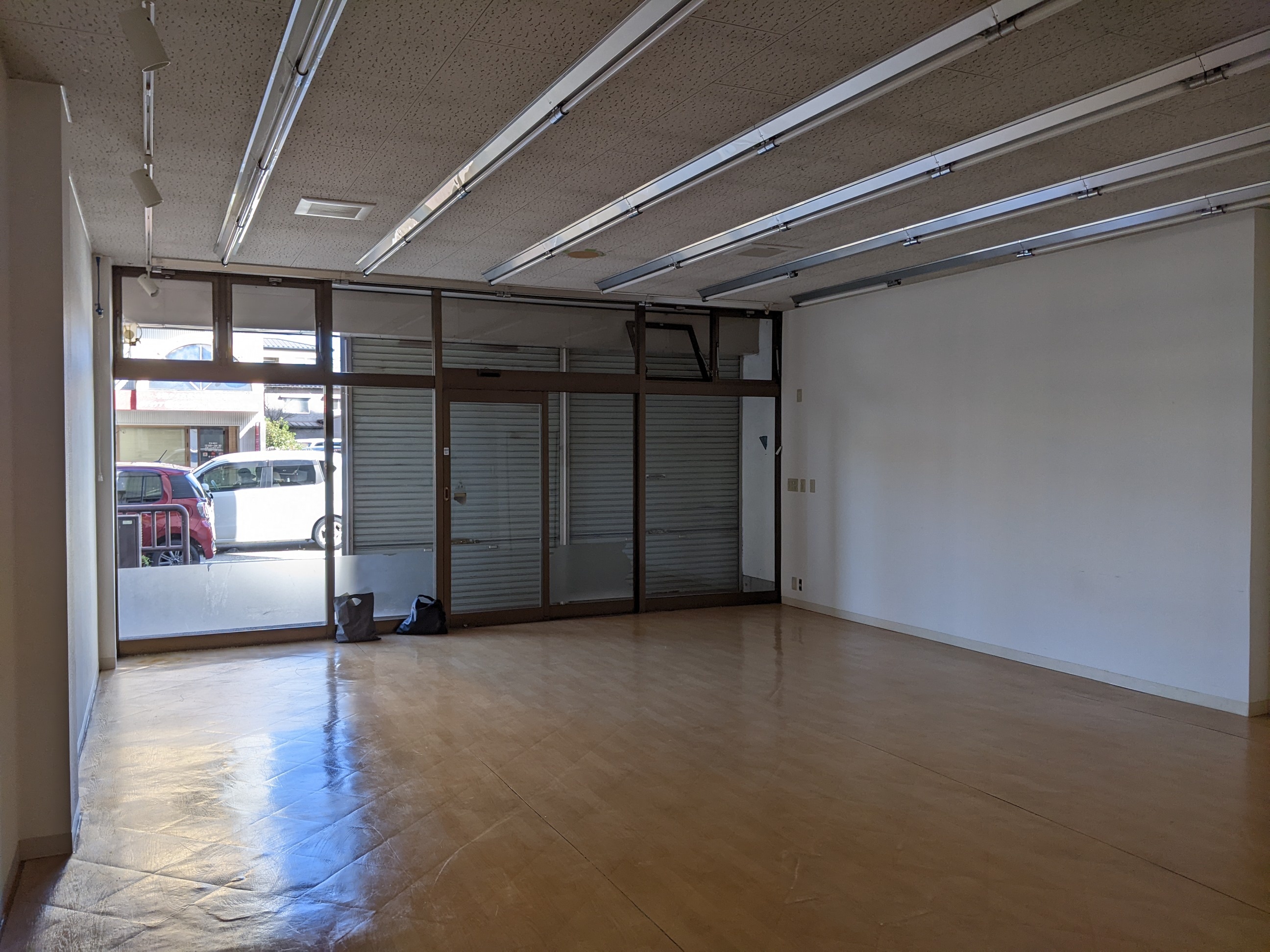 〇PXL_20240216_012426044