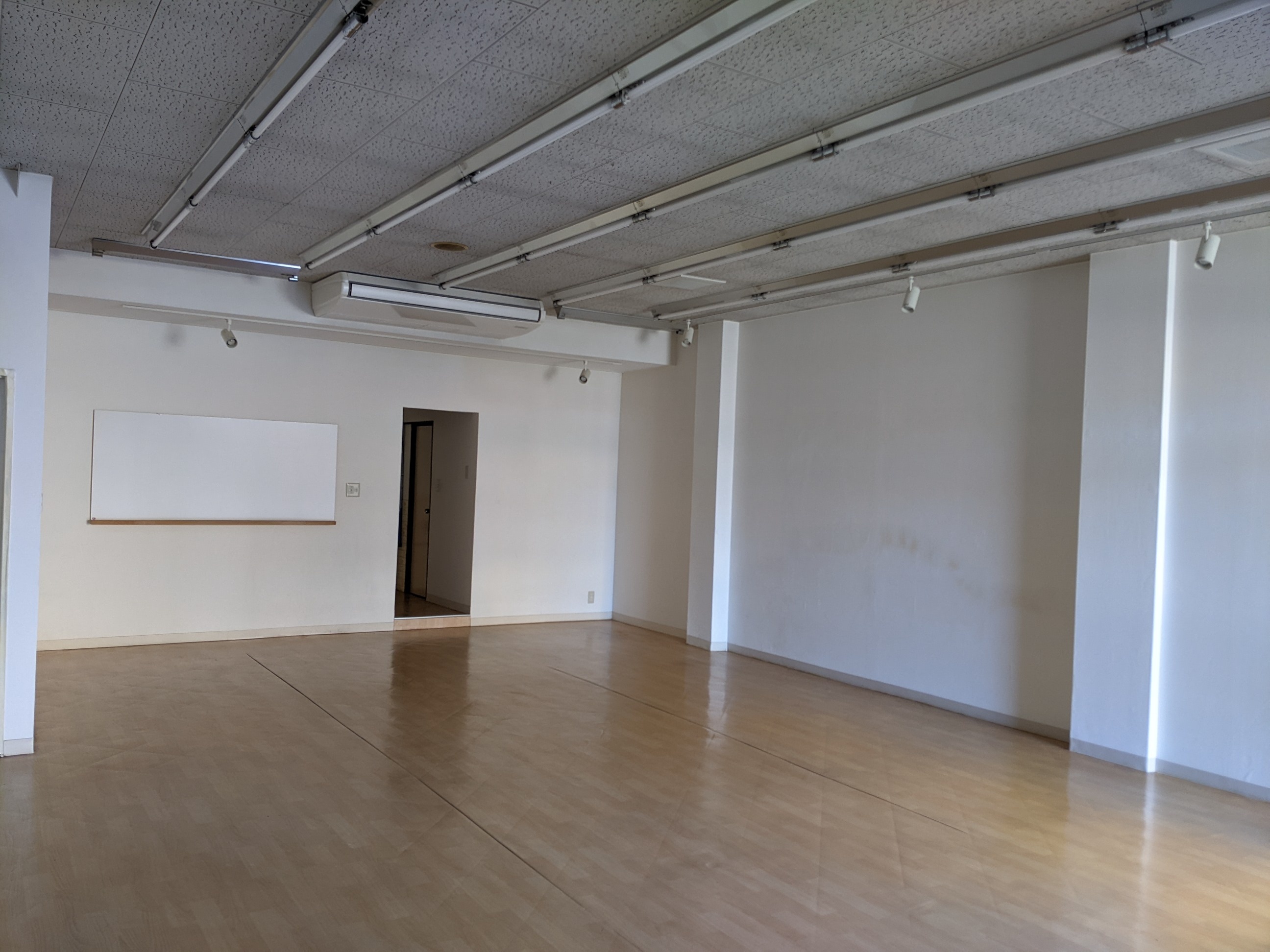 〇PXL_20240216_012504014