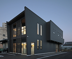 №05 外観夕景(1)