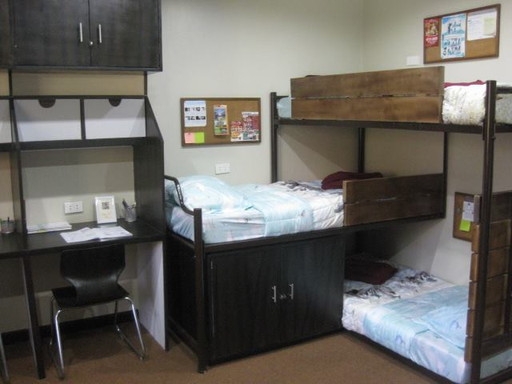 フィリピン留学 バギオ MONOL 寮 6人部屋 名古屋 岐阜 大垣 留学会社