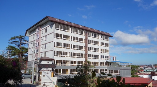 フィリピン留学 WALES 外観 名古屋 岐阜 大垣