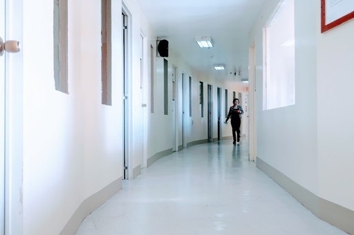 フィリピン留学 バギオ HELP ロンロン 廊下 名古屋駅前 岐阜 大垣 留学エージェント