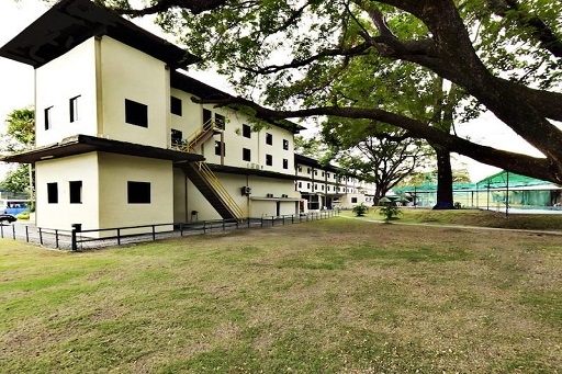 フィリピン クラーク HELP 外観 3.jpg