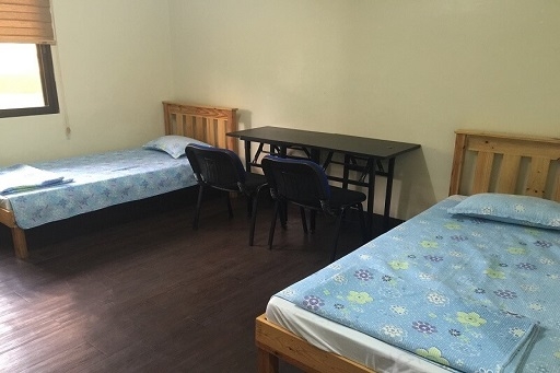 フィリピン クラーク HELP 二人部屋.jpg