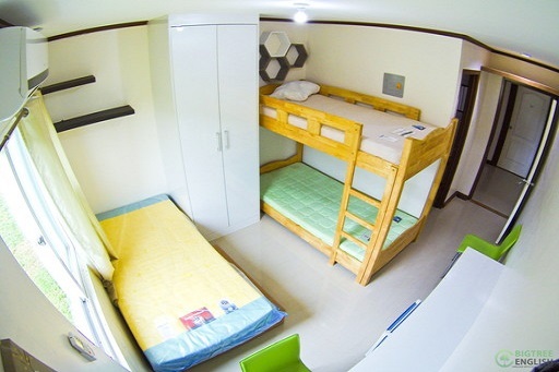 フィリピン クラーク BIGTREE 寮部屋(3人部屋)