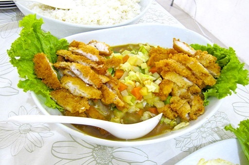 フィリピン クラーク BIGTREE 食事1