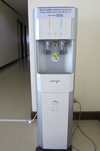 フィリピン クラーク BIGTREE 衛生的なウォーターサーバー