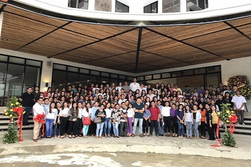 フィリピン セブ島留学 EV Academy 先生 1 名古屋 岐阜 三重 留学エージェント