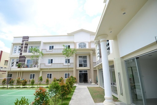 フィリピン クラーク留学 EG Academy 寮外観 1 名古屋 岐阜