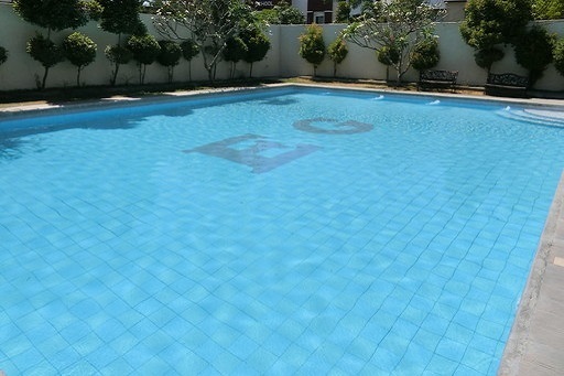 フィリピン留学 クラーク EG Academy プール 名古屋 岐阜 留学エージェント