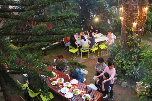 フィリピン留学 バギオ BECI The Cafe BBQ 12 名古屋 岐阜 大垣 留学エージェント