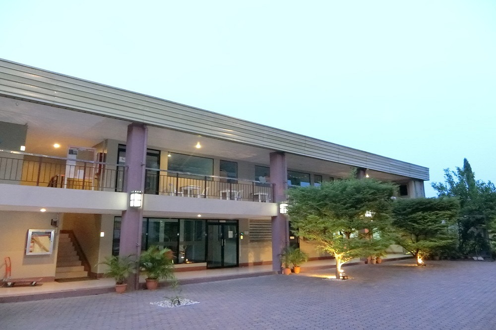 フィリピン セブ島留学 CELLA Premium Campus 外観 3 名古屋 岐阜 留学エージェント