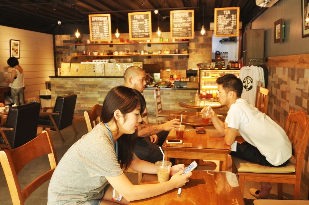 フィリピン セブ島留学 CELLA Premium Campus カフェ 名古屋 岐阜 留学エージェント