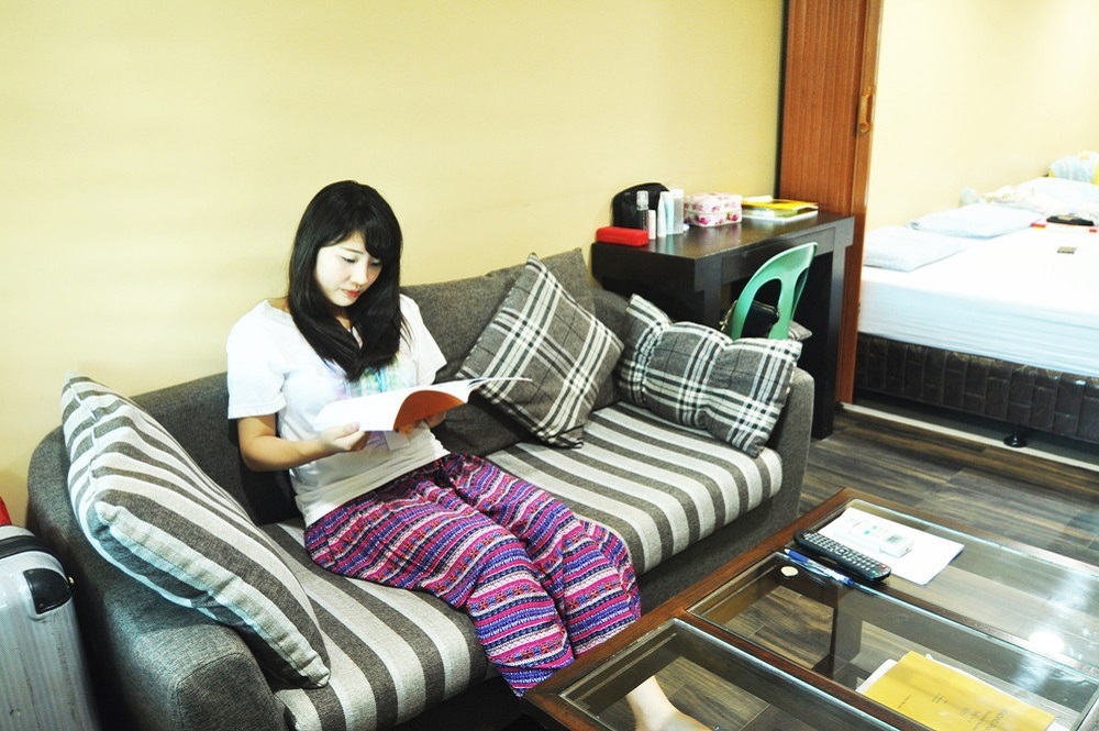 フィリピン セブ島留学 CELLA Premium Campus 学生寮 リビング 1 名古屋 岐阜 留学エージェント