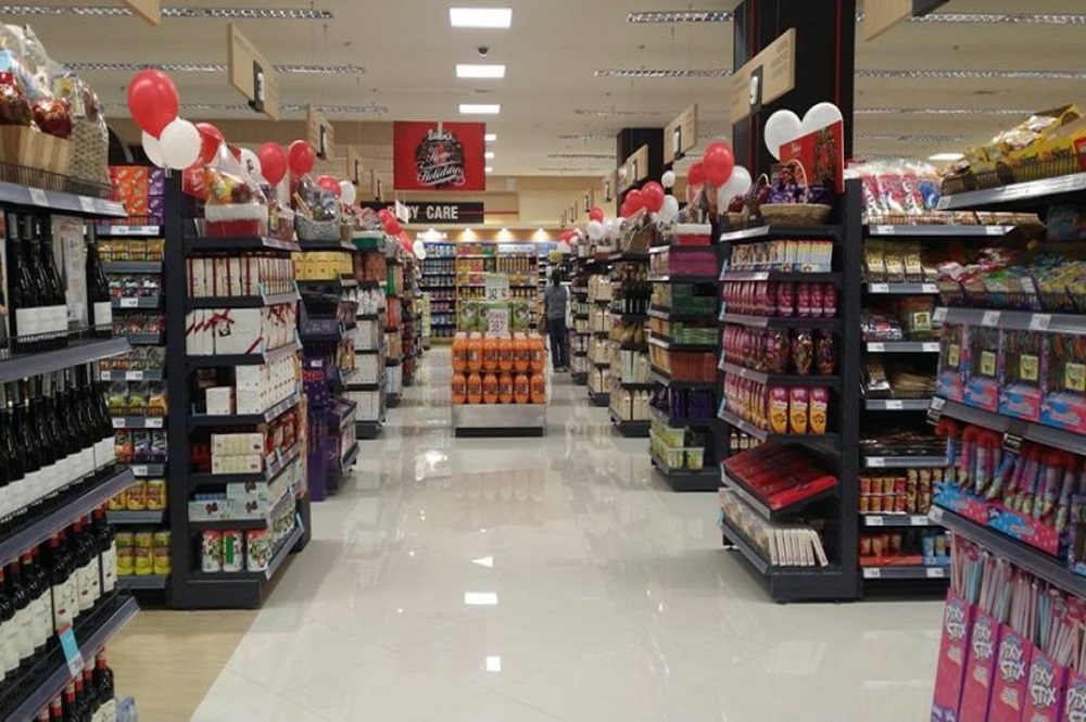 フィリピン セブ島留学 CELLA Premium Campus 近くのスーパー 1 名古屋 岐阜 留学エージェント