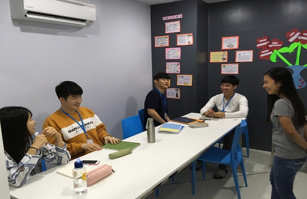 フィリピン セブ島留学 CELLA Uni Campus グループクラス 1 名古屋 岐阜 留学エージェント