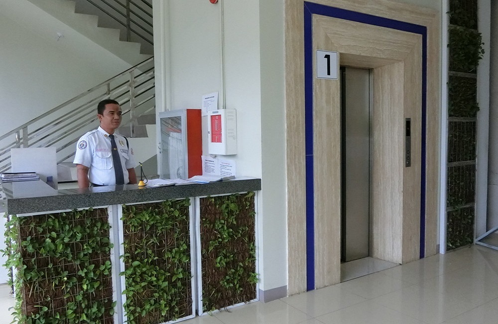 フィリピン セブ島留学 CELLA Premium Campus 1階入り口 1 名古屋 岐阜 留学エージェント