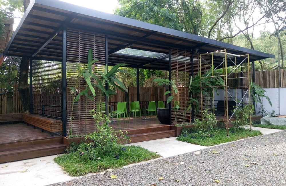 フィリピン セブ島留学 CELLA Uni Campus 裏庭リラックススペース 名古屋 岐阜 留学エージェント