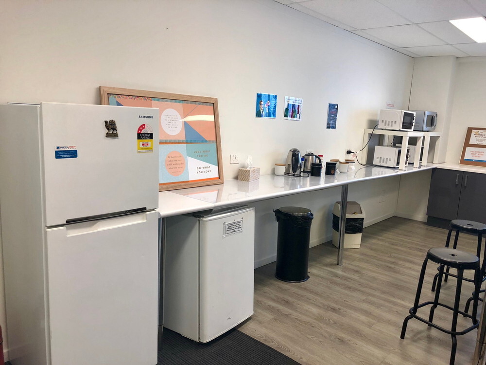 オーストラリア ブリスベン留学 ワーキングホリデー Sun Pacific College 写真 生徒用キッチン 2 ライフアブロード