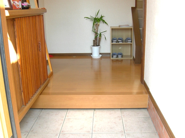 あおま整体院 助産院 玄関