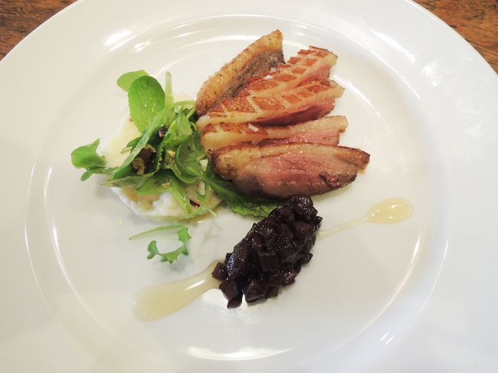 鴨肉のソテーバルサミコ風味