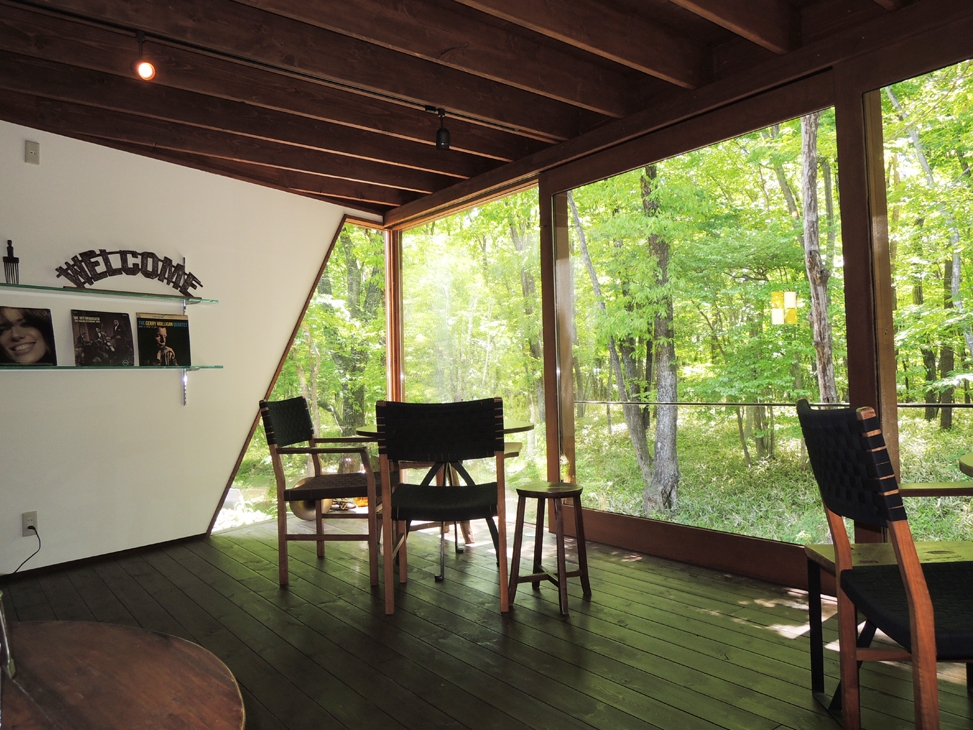 店内_ダイニングカフェボリジ