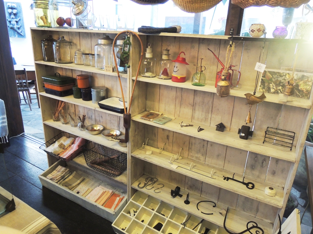 雑貨コーナー_ダイニングカフェボリジ