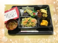 22-11-05-09-10-36-984_deco