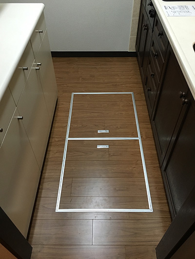 紫フローリング(ナオスフローリング)の施工事例