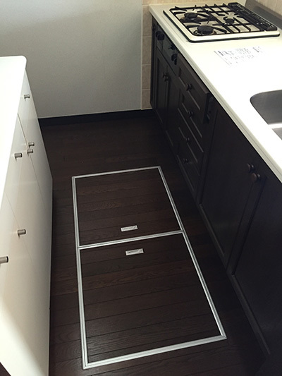 紫フローリング(ナオスフローリング)の施工事例