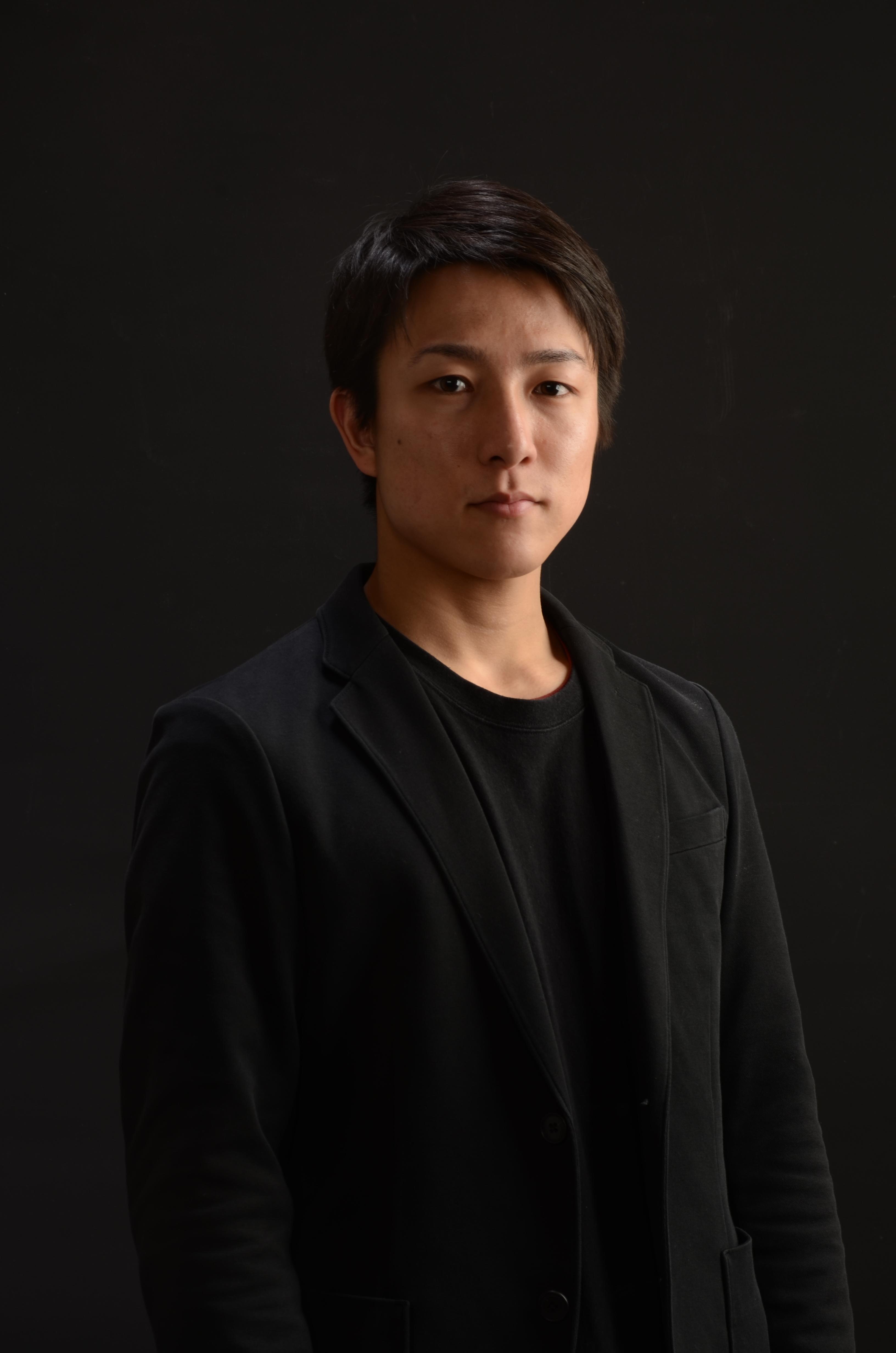 金子三輪郎