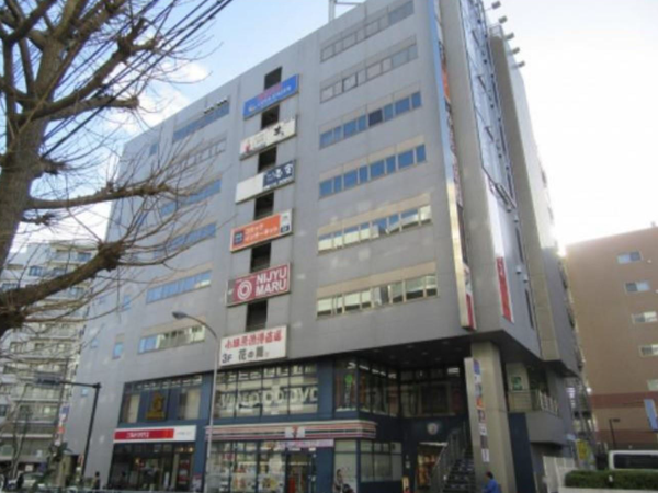 東戸塚駅前クリニックモール建物外観