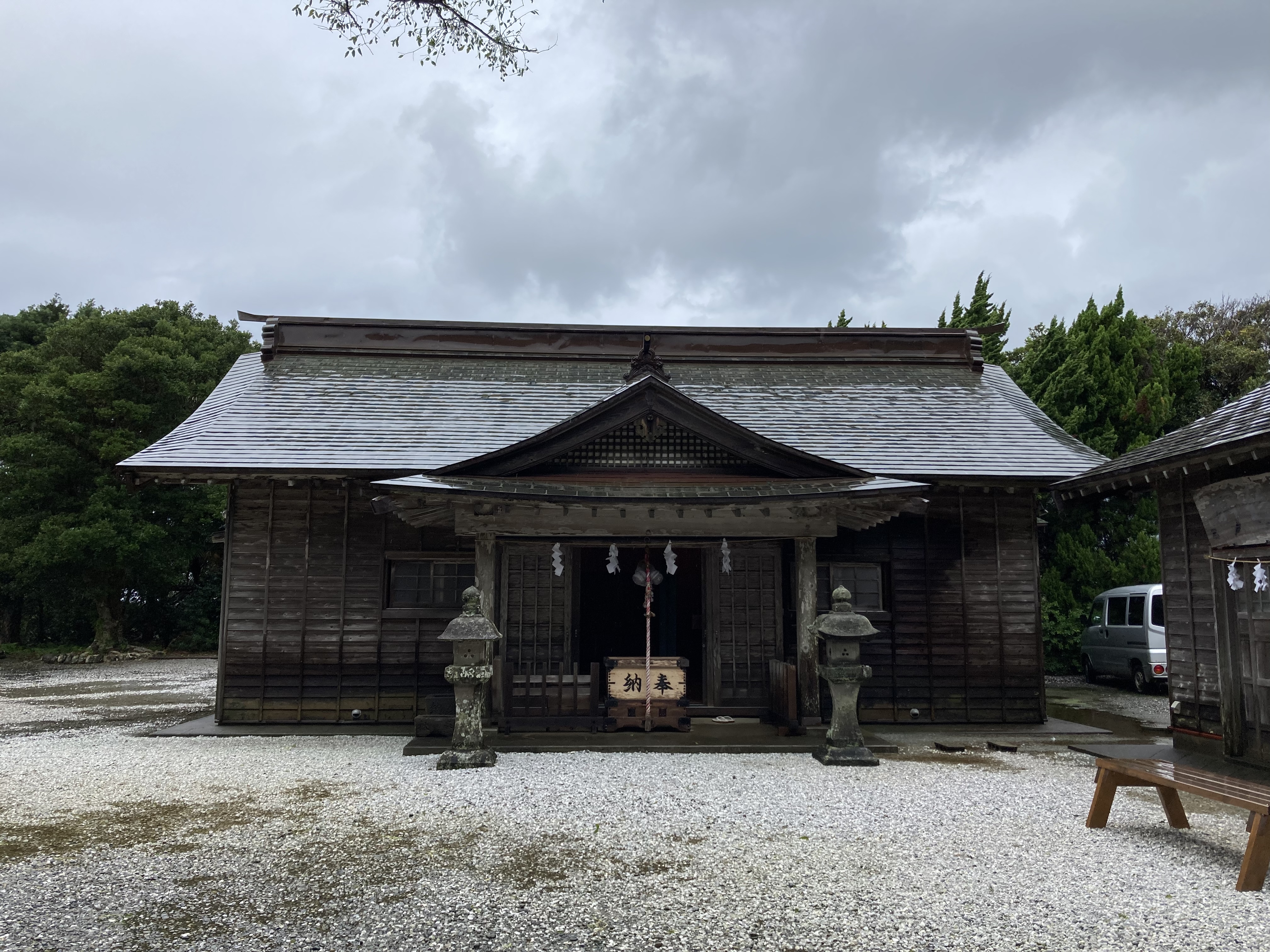 DE64D3BF-E226-48D2-A6CB-E0C7BFB89C7B