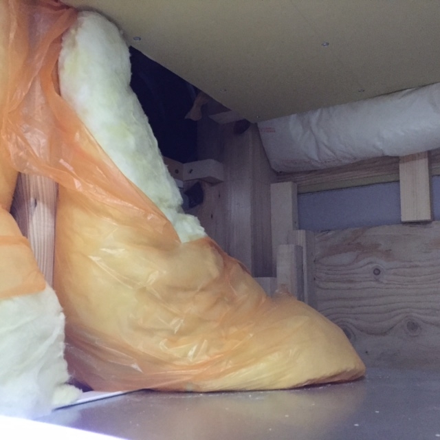 浴室天井裏気流ふさぎ施工不良