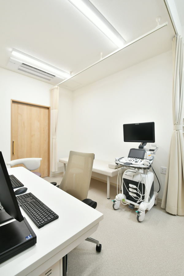 井田クリニック診察室