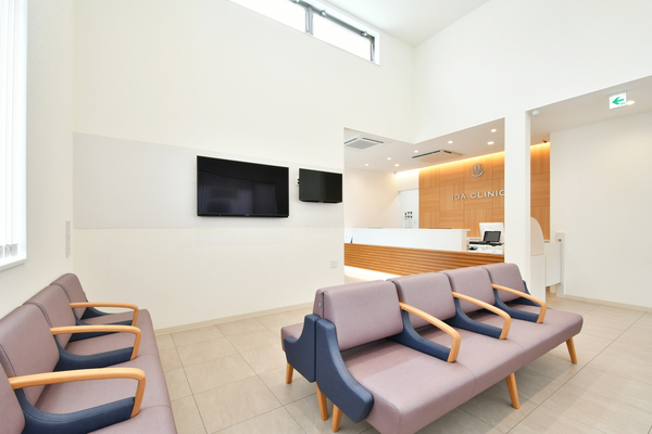 井田クリニック待合室