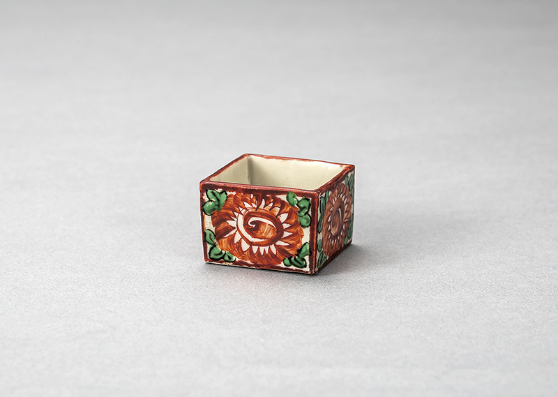 3-4藤井香雲堂_青木木米 倣呉洲赤絵 升酒杯