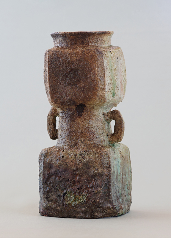 3-8中西松豊軒_伊賀耳付花生