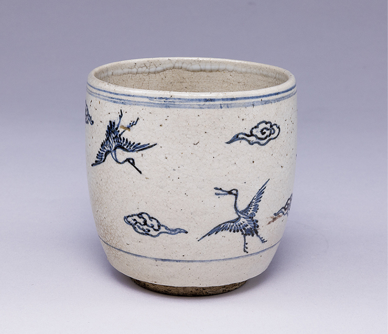 2-11茶道具商ながさか_弥平太 絵御本筒茶碗 雲鶴文