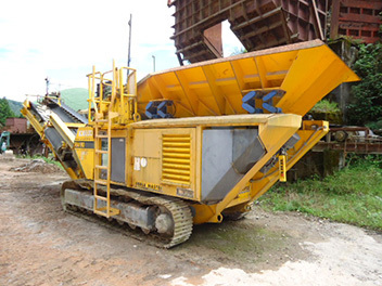 ラブルマスター(コベルコ建機)RM80