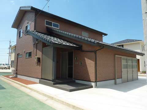 インナーガレージのある家