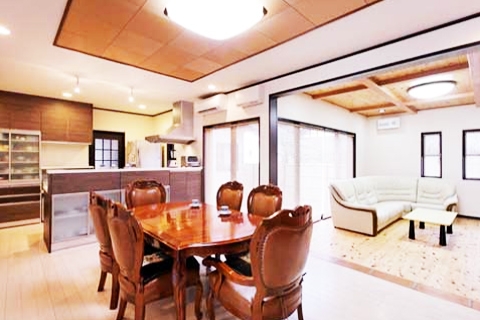 格式を持つ純和風の家03