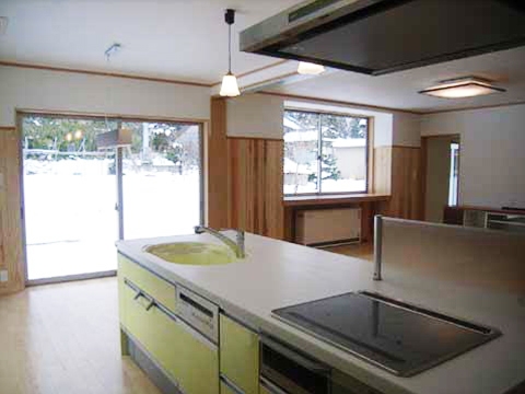 木のぬくもりを感じる家01