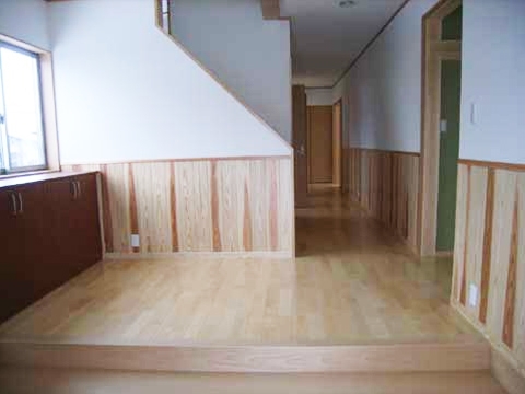 木のぬくもりを感じる家06