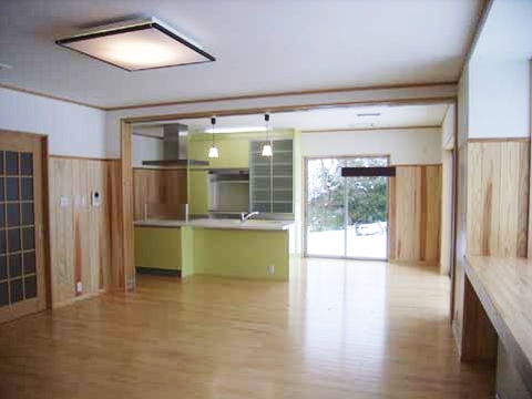 木のぬくもりを感じる家08