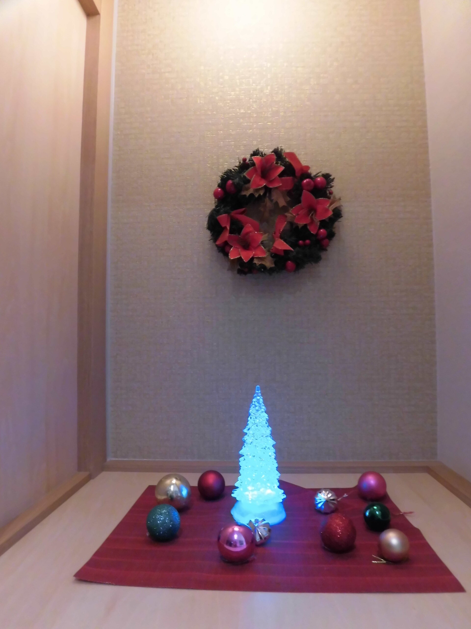クリスマスツリー青