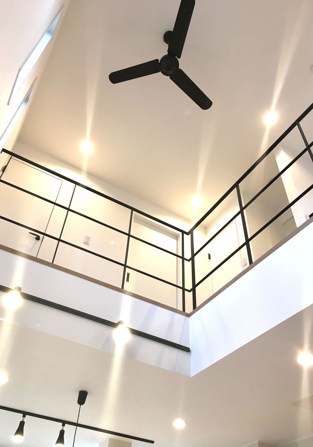 30.サーファーの家