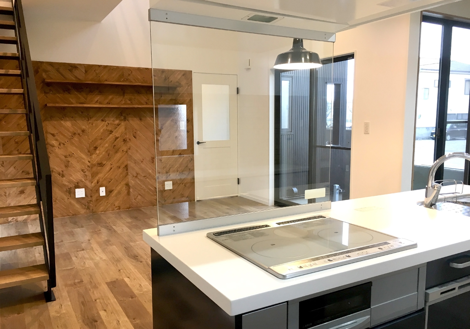 30.サーファーの家